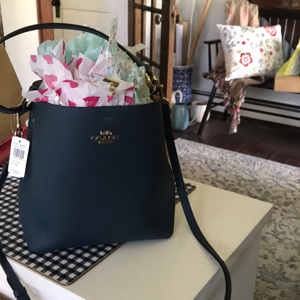 NWT Coach large bucket bag, peacock/teal blue… lovely
